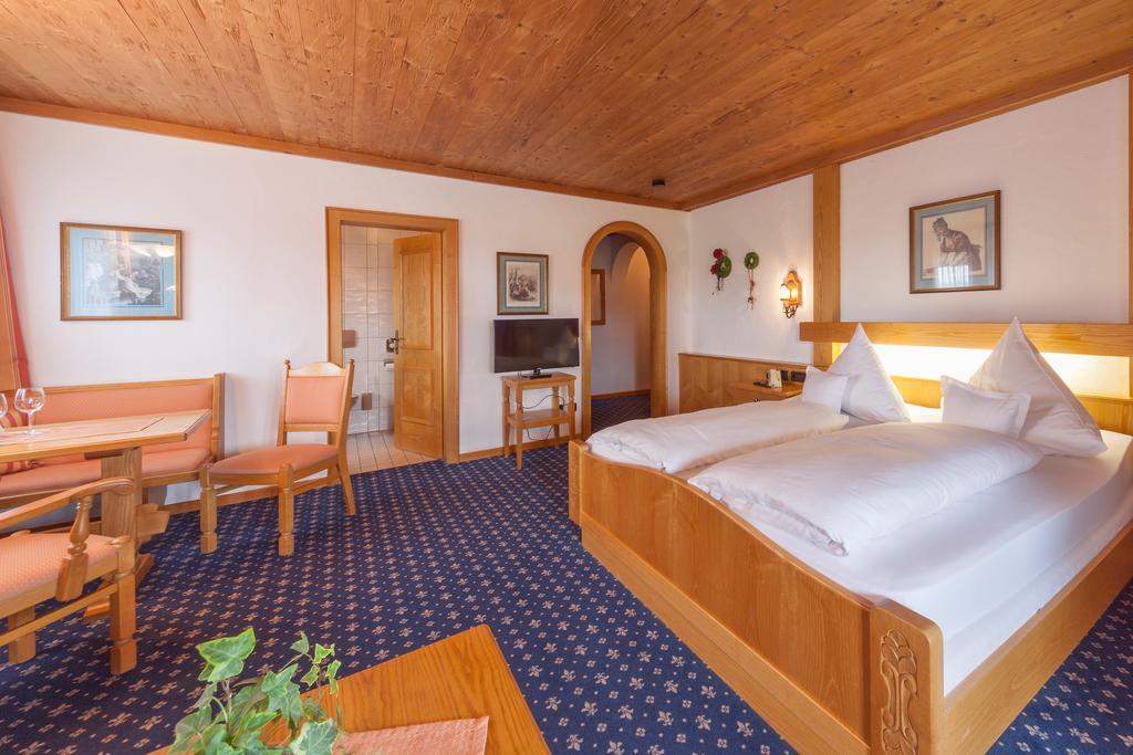 Hotel Alpina Hagnau Bagian luar foto