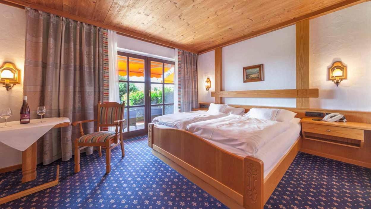 Hotel Alpina Hagnau Bagian luar foto