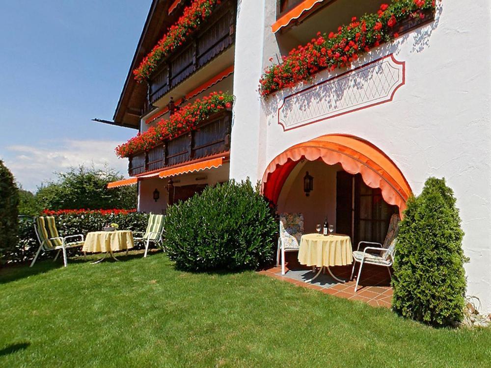 Hotel Alpina Hagnau Bagian luar foto