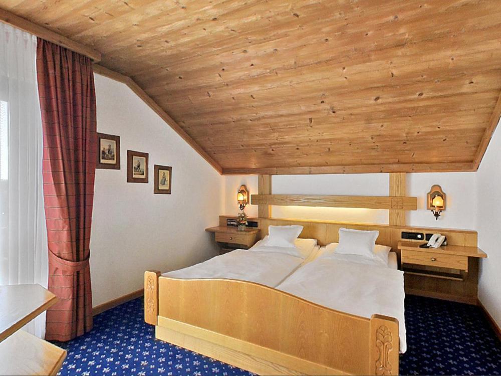 Hotel Alpina Hagnau Bagian luar foto