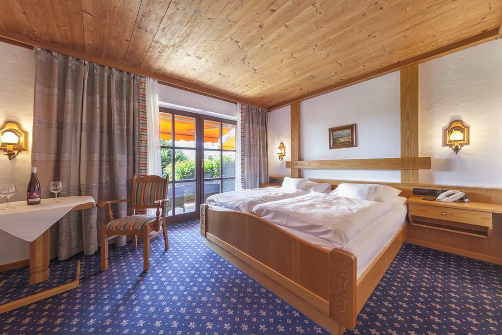Hotel Alpina Hagnau Bagian luar foto