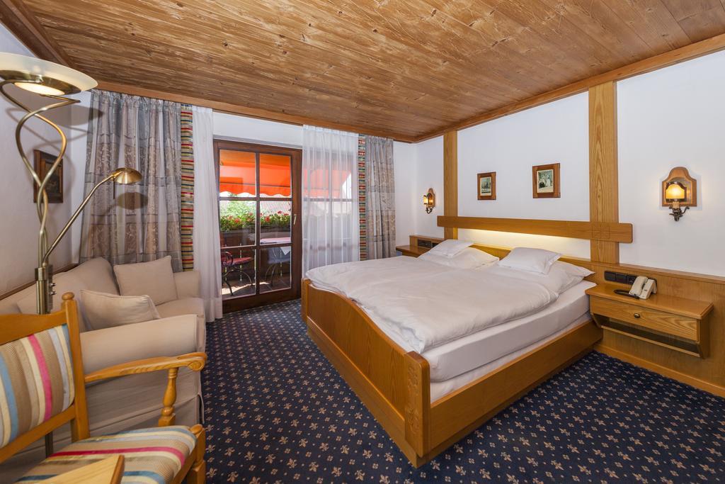 Hotel Alpina Hagnau Bagian luar foto