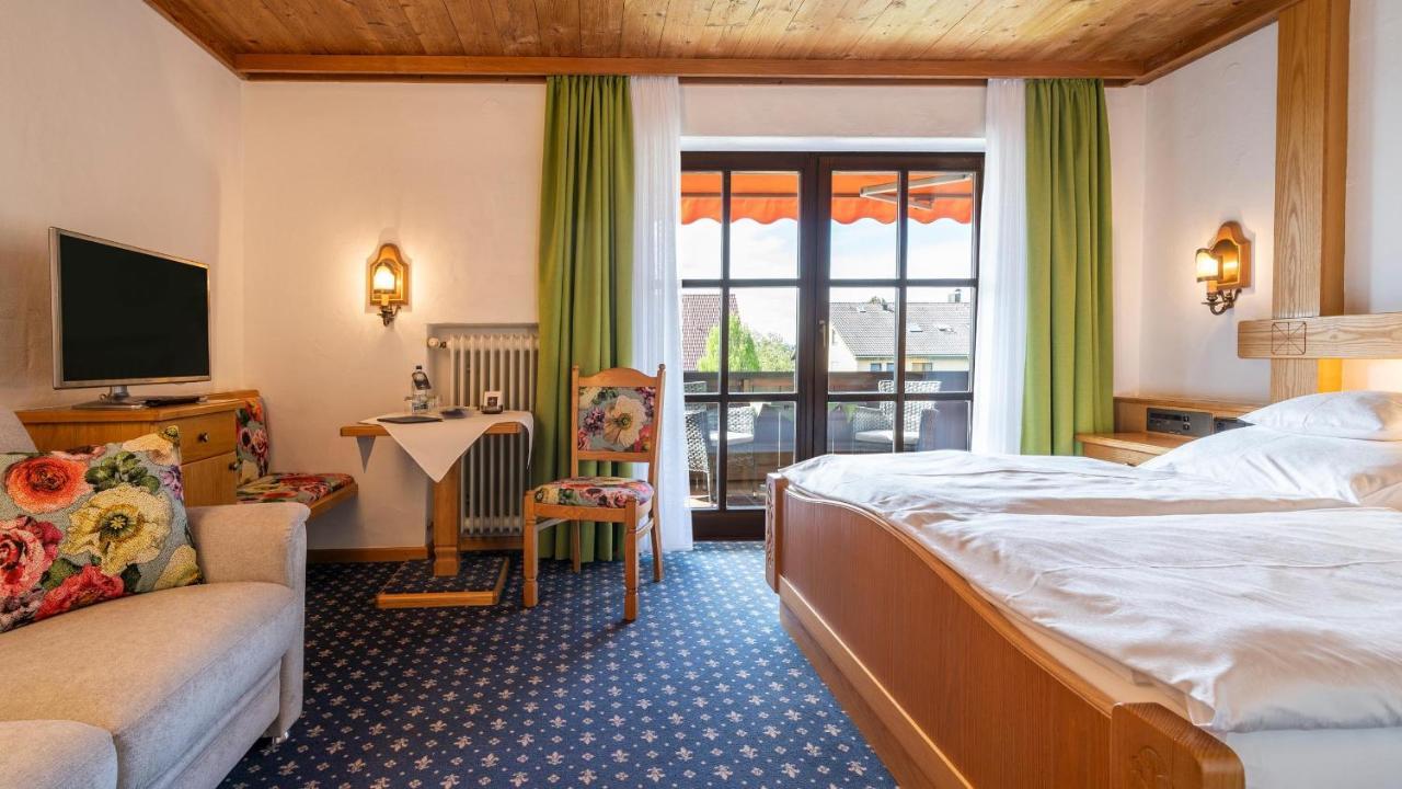 Hotel Alpina Hagnau Bagian luar foto